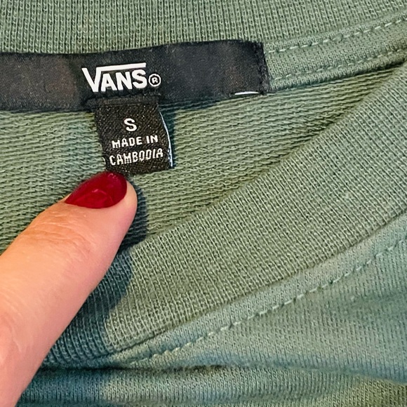 Vans new without tag long sleeve shirt, tie front - Picture 2 of 2